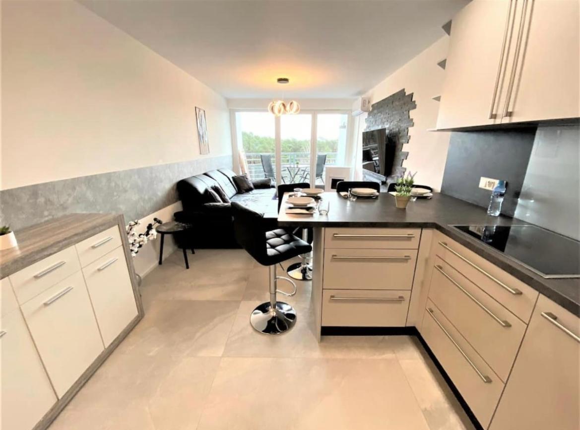 Porta Mare - - Ferienappartment An Der Polnischen Ostsee Apartment Dziwnowek